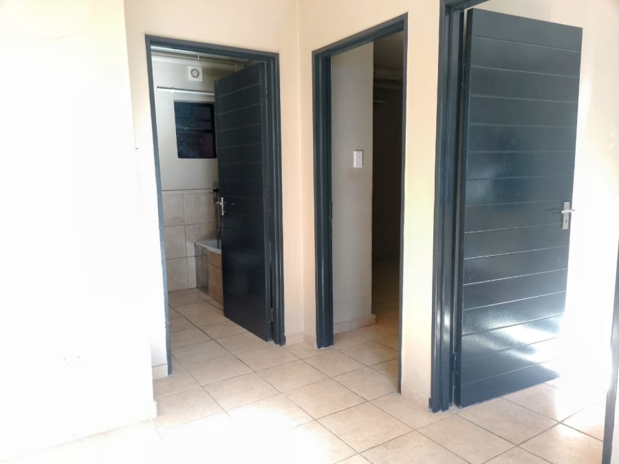 To Let 2 Bedroom Property for Rent in Belhar Western Cape